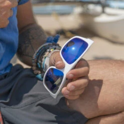 LUNETTES DE SOLEIL VERRE POLARISÉ CREW IRISCO BLANC -Spirit Kayak lunettes de soleil verre polarise crew irisco blanc 2