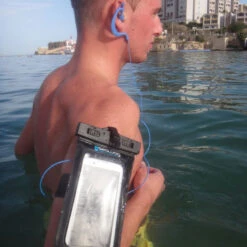 POCHETTE ETANCHE MP3 AVEC PRISE JACK ETANCHE SEAWAG 18 POCHETTE ETANCHE MP3 AVEC PRISE JACK ETANCHE SEAWAG -Spirit Kayak pochette etanche mp3 avec prise jack etanche seawag 7